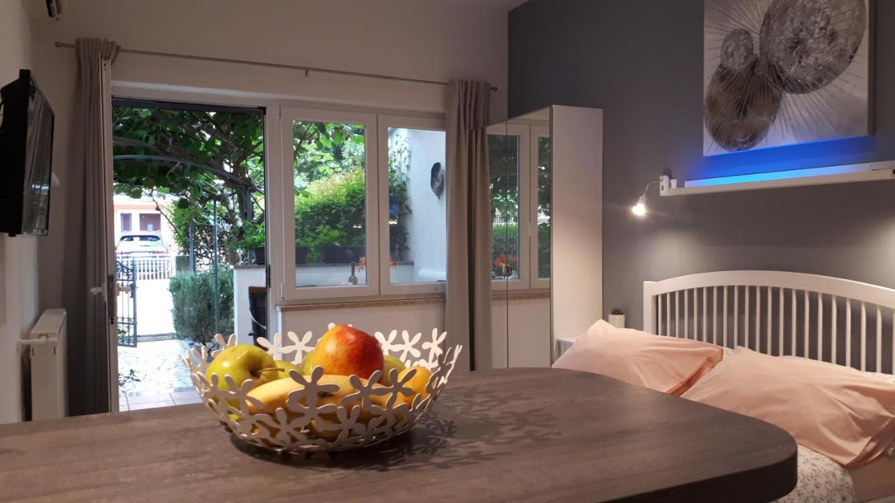 Guesthouse Mila Rovinj Bagian luar foto