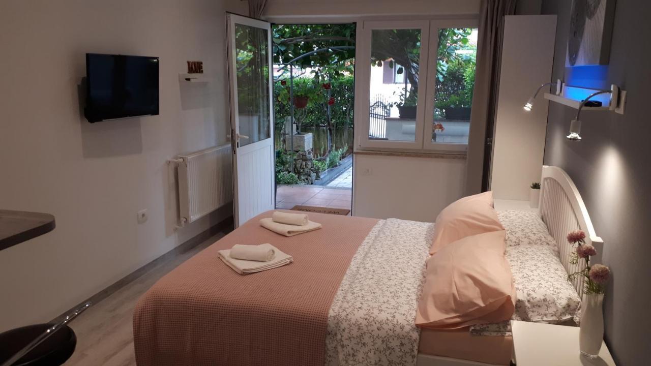 Guesthouse Mila Rovinj Bagian luar foto