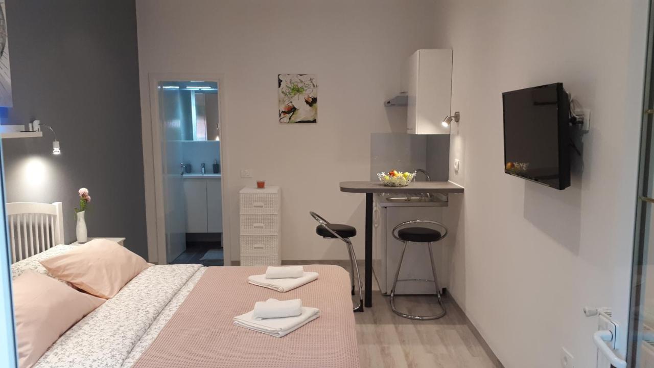 Guesthouse Mila Rovinj Bagian luar foto