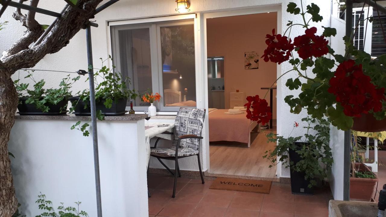 Guesthouse Mila Rovinj Bagian luar foto