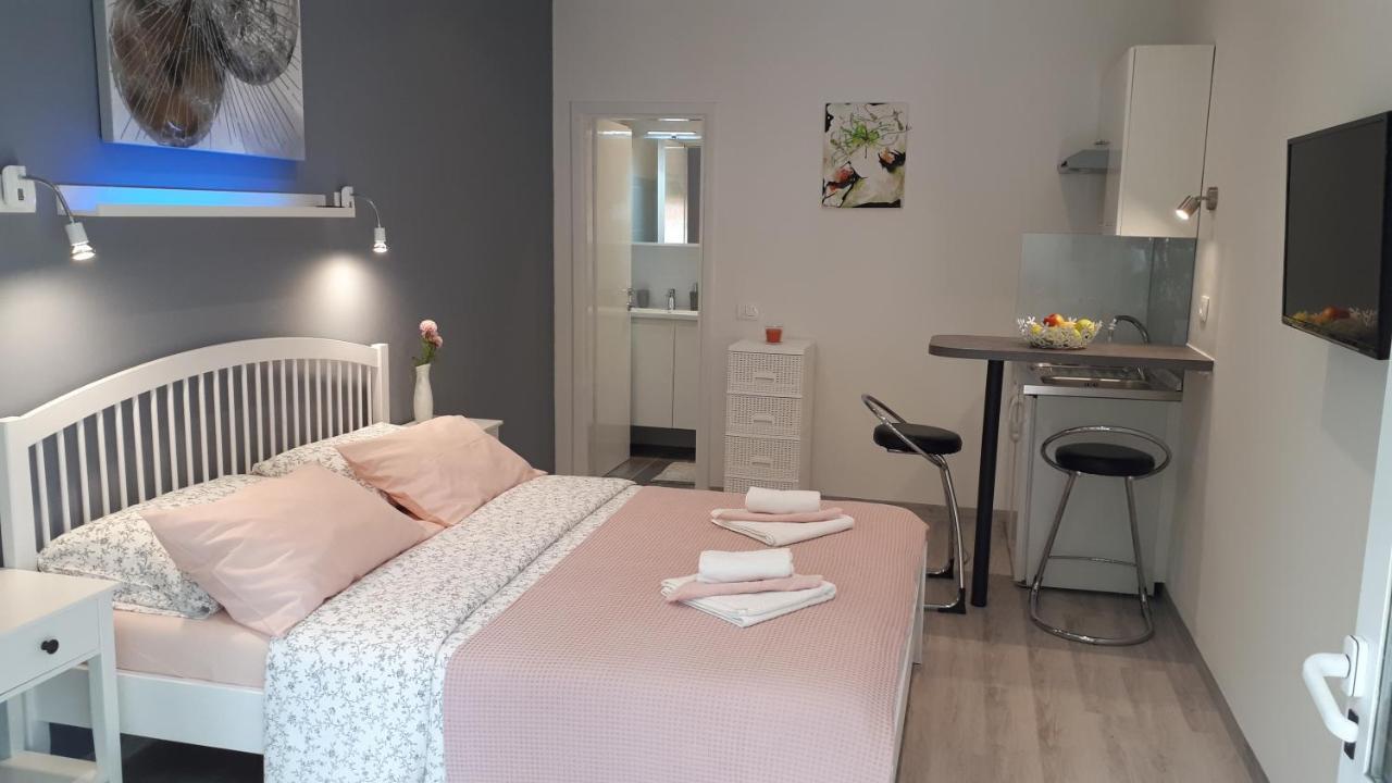 Guesthouse Mila Rovinj Bagian luar foto