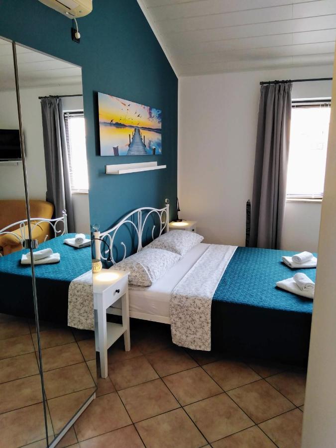Guesthouse Mila Rovinj Bagian luar foto