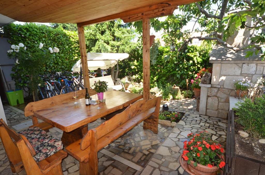 Guesthouse Mila Rovinj Ruang foto