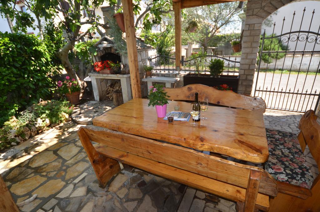 Guesthouse Mila Rovinj Bagian luar foto