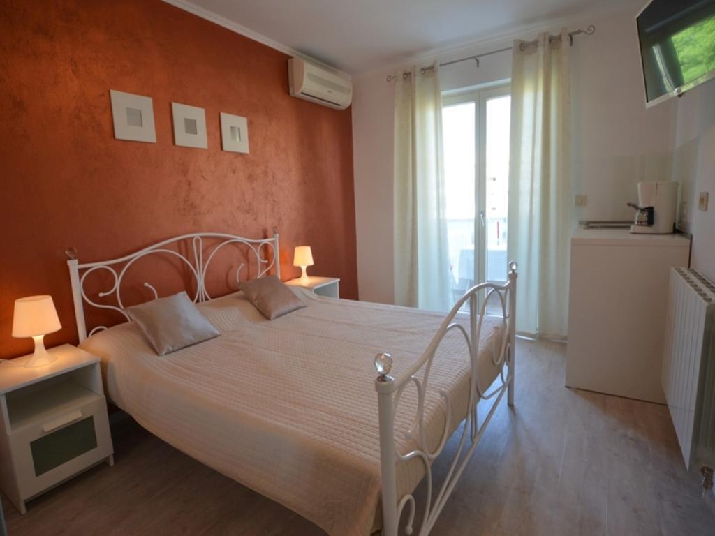 Guesthouse Mila Rovinj Bagian luar foto