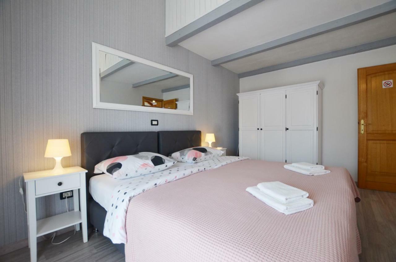 Guesthouse Mila Rovinj Bagian luar foto
